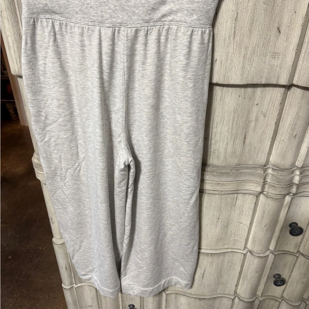Athleta free flow culotte - Picture 7 of 9